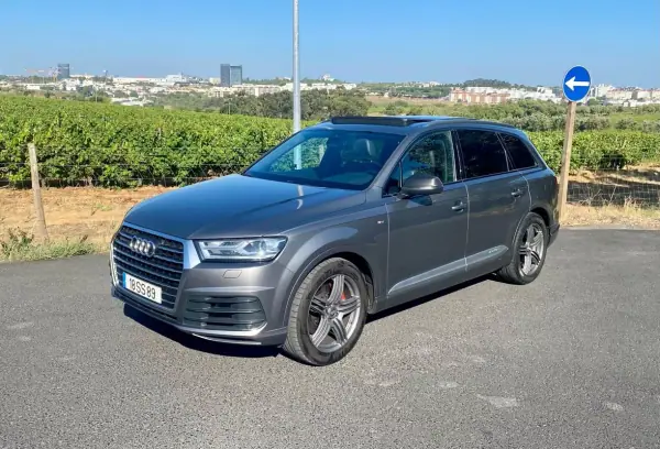 Audi Q7 3.0 TDi quattro S-line Tiptronic 7L 2017 Diesel — 129 568 km · Viana do Castelo Audi Q7 2017