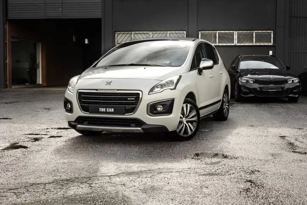 Peugeot 3008 2014 - 7900 EUR, 320877 km - AUTO.MOTO.pt - 320877km - foto 1 de 31