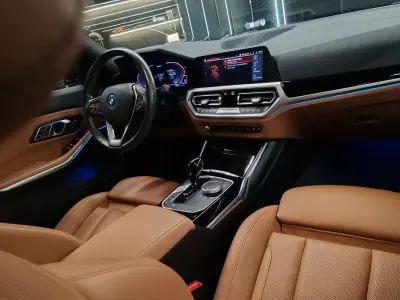 BMW 320 2021 - 28750 EUR, 112168 km - AUTO.MOTO.pt - 112168km - foto 3 de 29