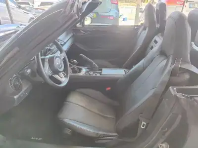 Mazda MX-5 2017 - 23500 EUR, 67000 km - AUTO.MOTO.pt - 67000km - foto 11 de 34