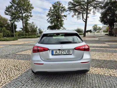 Mercedes-Benz A 180 2021 - 24900 EUR, 104263 km - AUTO.MOTO.pt - 104263km - foto 5 de 26