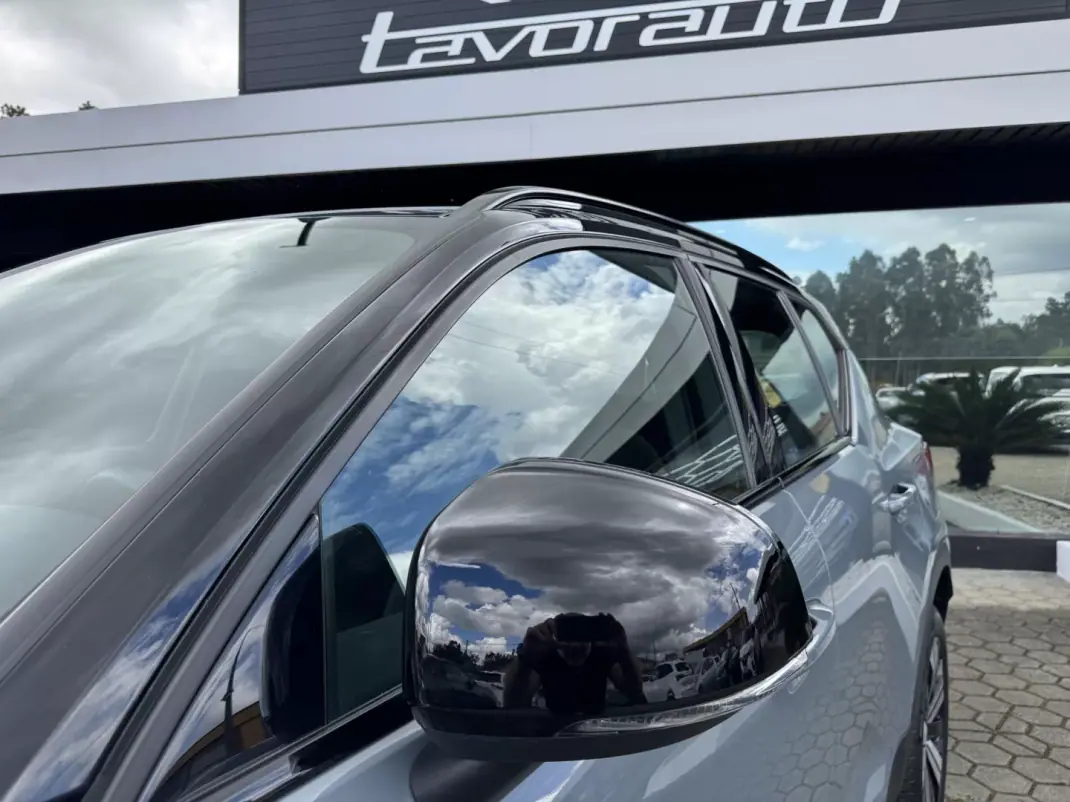 Volvo XC 40 2023 - 28500 EUR, 58000 km - AUTO.MOTO.pt - 58000km - foto 20 de 38