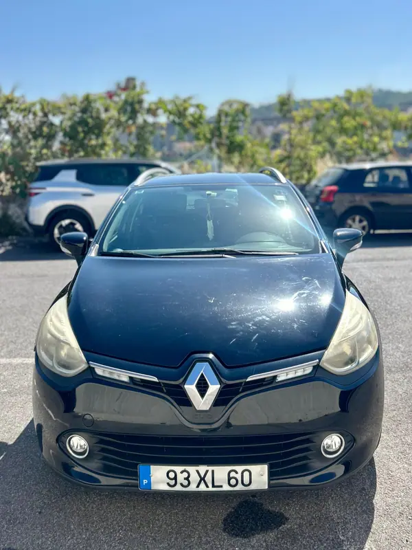 Renault Clio 2015 - 8700 EUR, 163000 km - AUTO.MOTO.pt - 163000km - foto 3 de 9