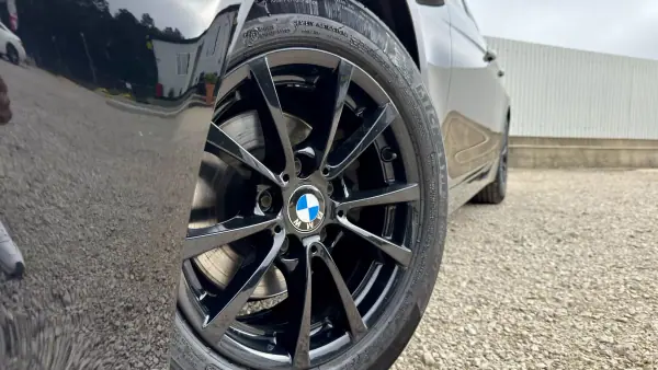 BMW 320 d Sport-Aut. Efficient Dynamics Edition Sport Line 2013 Diesel