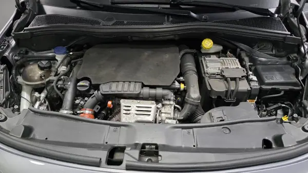 Peugeot 2008 2018 - 12990 EUR, 144000 km - AUTO.MOTO.pt - 144000km - foto 35 de 35