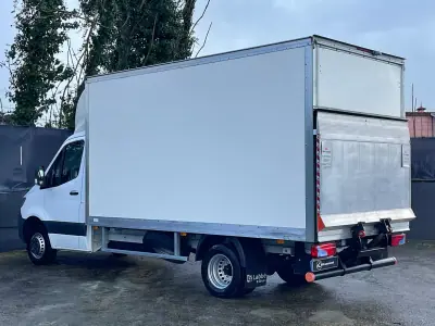 Mercedes-Benz Sprinter 515 CDI Contentor + Plataforma Elevatória 2023 - 49750 EUR, 54000 km - AUTO.MOTO.pt - 54000km - foto 7 de 33