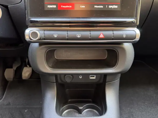 Citroën C3 2018 - 9500 EUR, 93545 km - AUTO.MOTO.pt - 93545km - foto 17 de 22