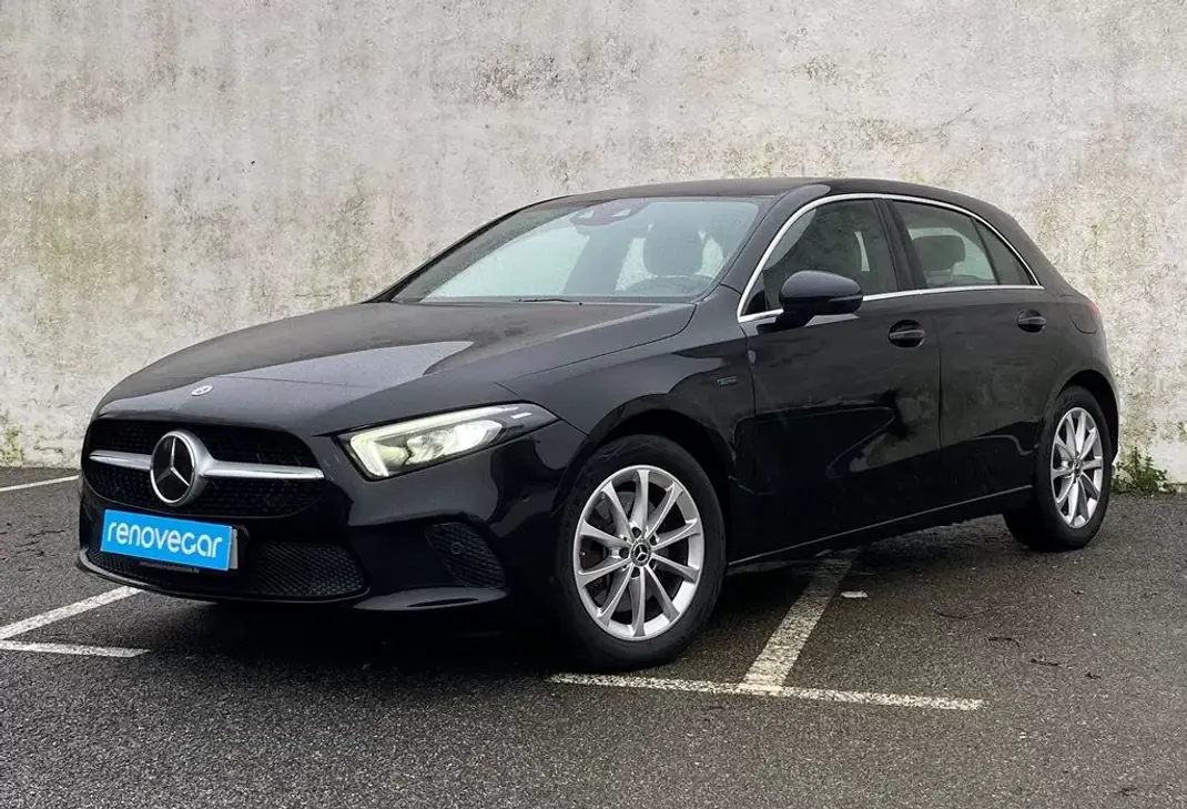 Mercedes-Benz A 250 2021 - 27900 EUR, 106000 km - AUTO.MOTO.pt - 106000km - foto 3 de 21