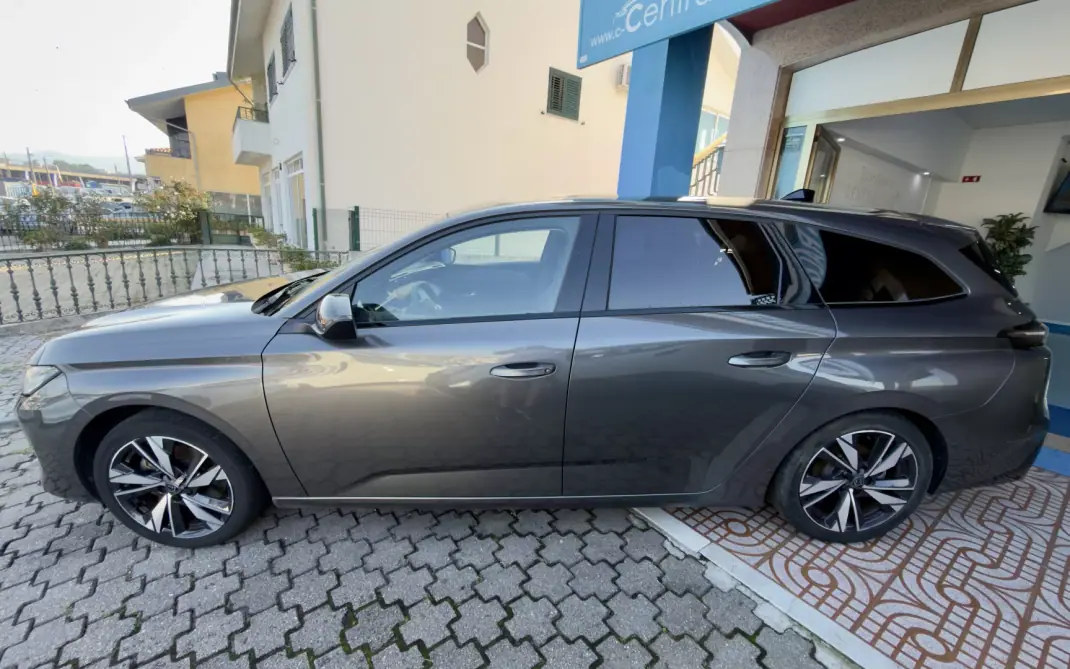 Peugeot 308 SW 2023 - 21950 EUR, 51000 km - 51000km - foto 6 de 25