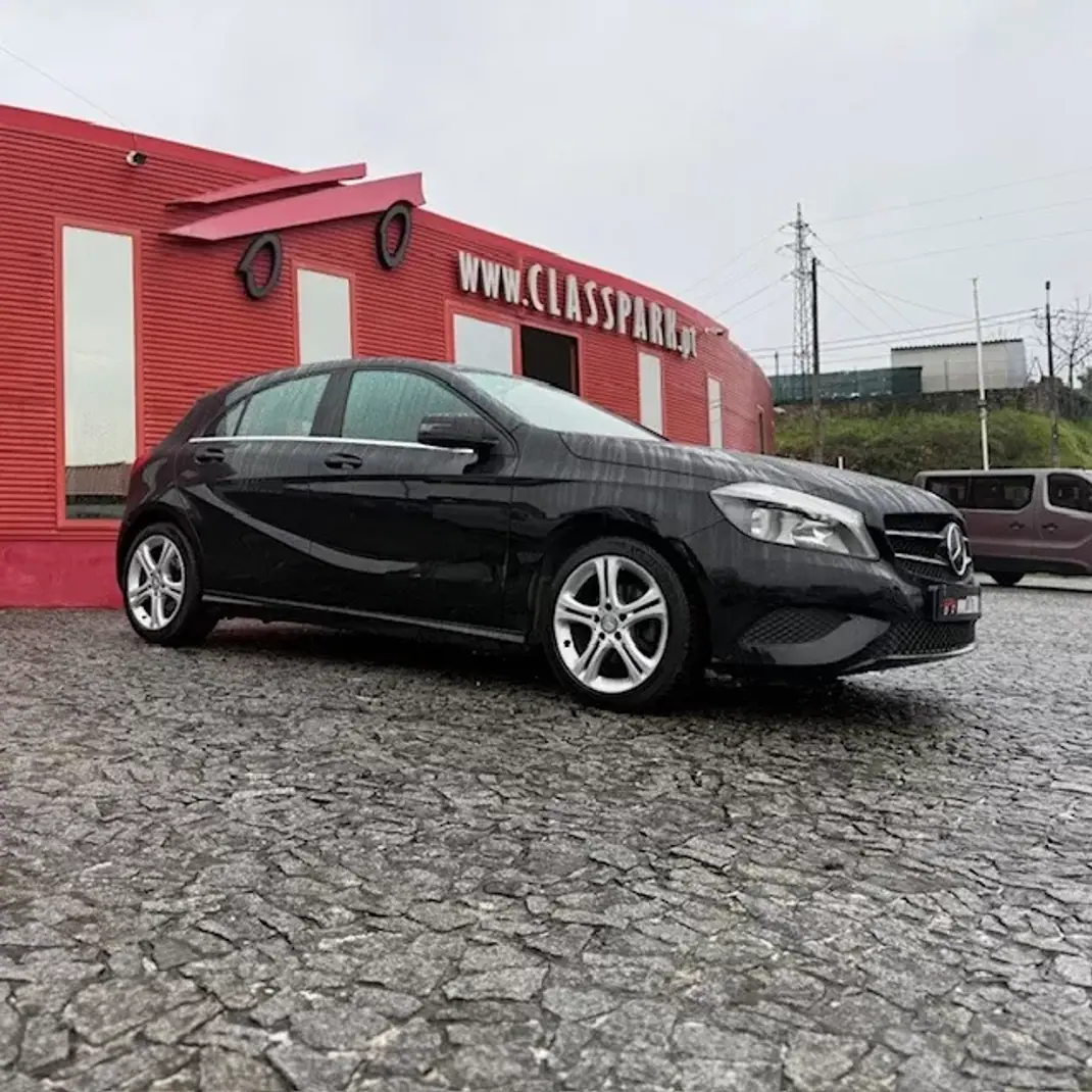 Mercedes-Benz A 180 2014 - 13900 EUR, 186000 km - AUTO.MOTO.pt - 186000km - foto 10 de 15