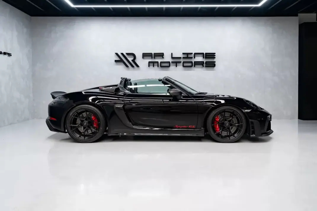 Porsche 718 Spyder 2025 - 214950 EUR, 6478 km - 6478km - foto 12 de 53