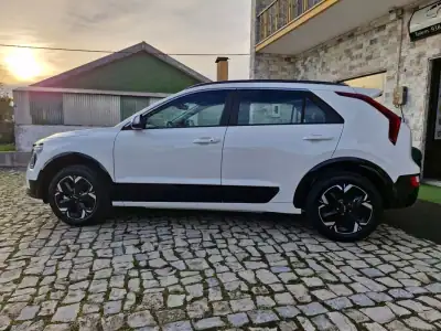 Kia Niro EV 2024 - 33500 EUR, 1700 km - AUTO.MOTO.pt - 1700km - foto 8 de 48