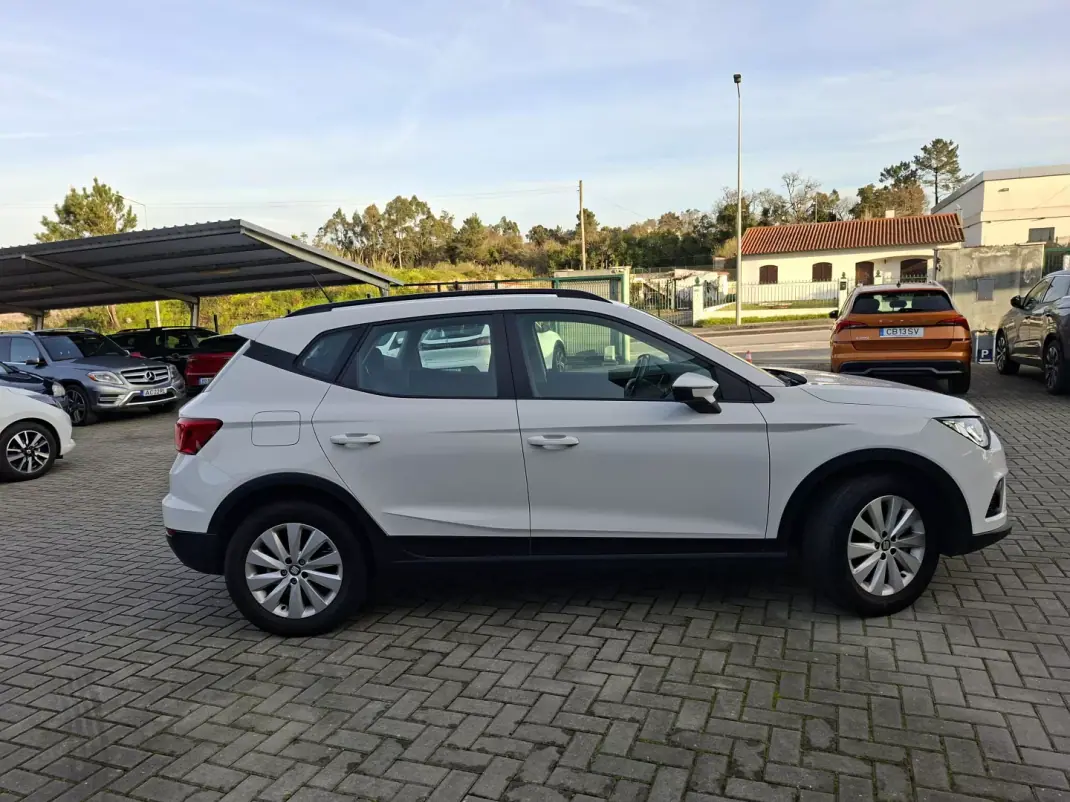 SEAT Arona 2021 - 15500 EUR, 49500 km - AUTO.MOTO.pt - 49500km - foto 5 de 31