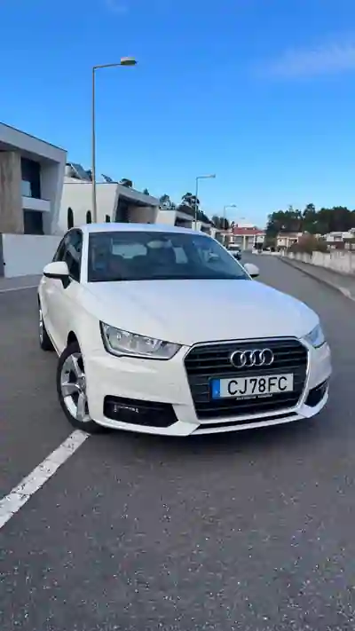 Audi A1 Sportback 2016 - 9900 EUR, 171079 km - AUTO.MOTO.pt - 171079km - foto 3 de 15