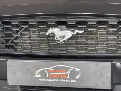 Ford Mustang 2015 - 39990 EUR, 71730 km - AUTO.MOTO.pt - 71730km - foto 5 de 26