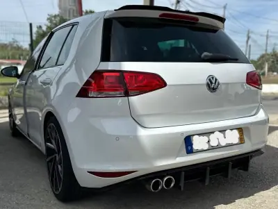 Volkswagen Golf 2015 - 14990 EUR, 222570 km - foto 6 de 8