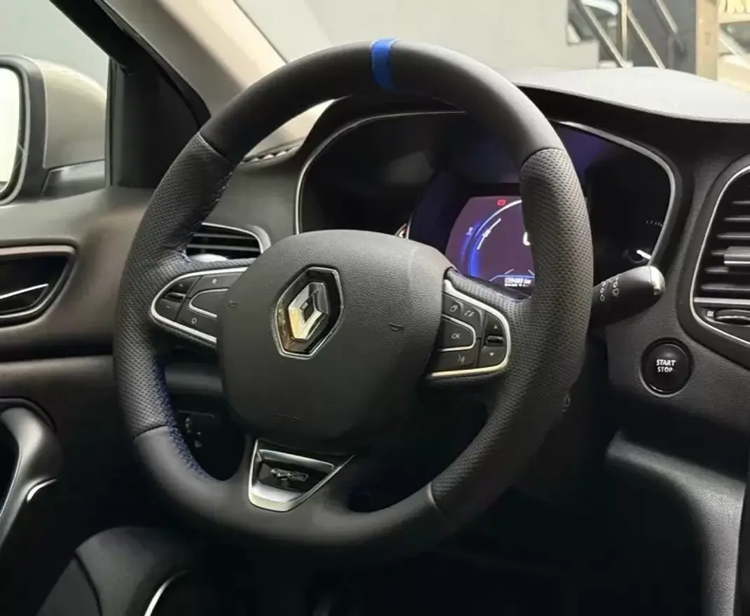 Renault Mégane 2018 - 14750 EUR, 159480 km - 159480km - foto 28 de 35