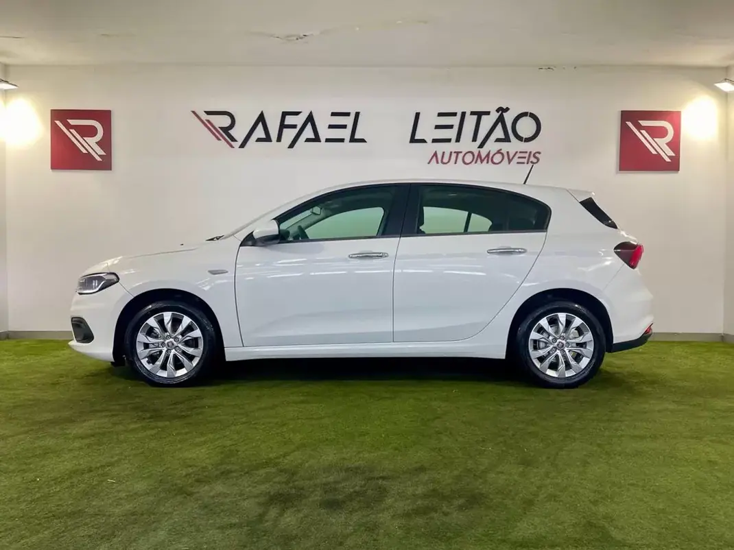 Fiat Tipo 2019 - 8900 EUR, 146000 km - AUTO.MOTO.pt - 146000km - foto 9 de 32