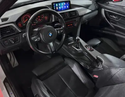 BMW 320 2012 — foto 5 de 18