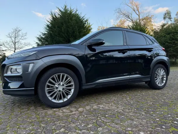 Hyundai Kauai 2019 - 15750 EUR, 106000 km - AUTO.MOTO.pt - 106000km - foto 3 de 22