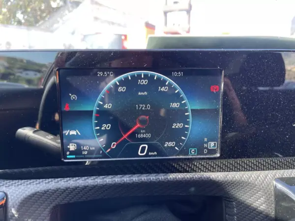 Mercedes-Benz A 180 2018 - 20950 EUR, 168400 km - AUTO.MOTO.pt - 168400km - foto 11 de 12