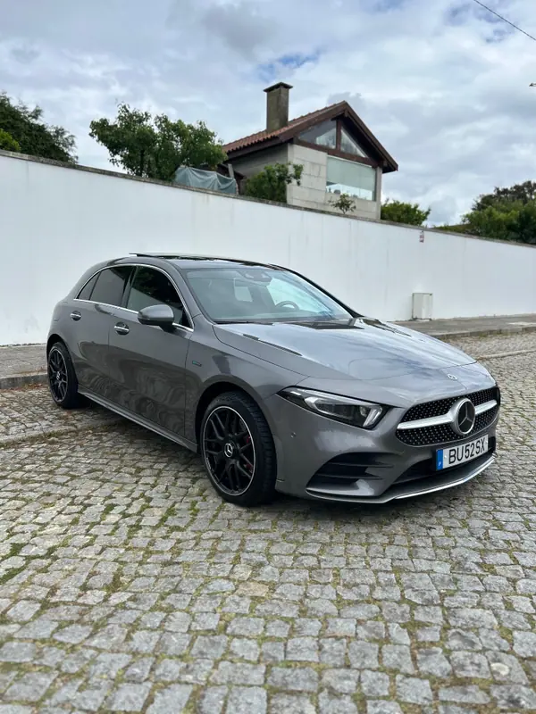 Mercedes-Benz A 250 2021 - 29000 EUR, 61300 km - AUTO.MOTO.pt - 61300km - foto 2 de 12