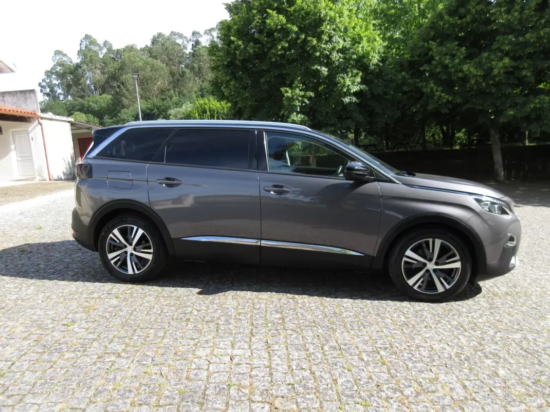 Peugeot 5008 2017 - 20490 EUR, 161000 km - AUTO.MOTO.pt - 161000km - foto 11 de 57