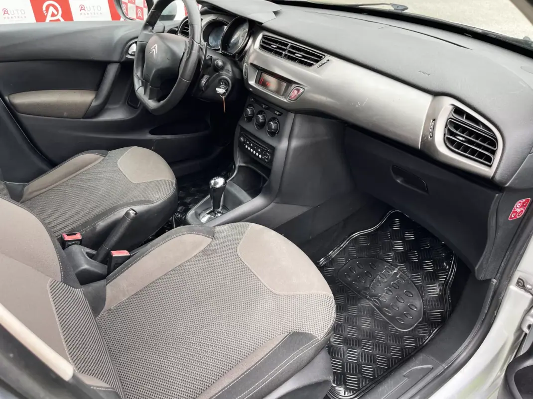 Citroën C3 2015 - 6990 EUR, 110050 km - 110050km - foto 11 de 18