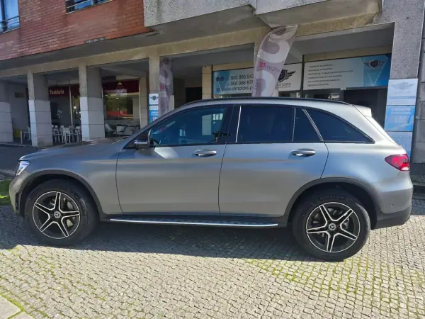 Mercedes-Benz GLC 300 2021 - 42480 EUR, 138000 km - AUTO.MOTO.pt - 138000km - foto 10 de 60