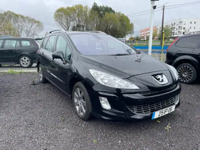 Peugeot 308 2009 - 7750 EUR, 233375 km - AUTO.MOTO.pt - 233375km - foto 2 de 19