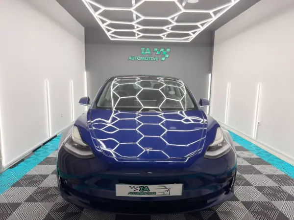 Tesla Model 3 2019 — foto 2 de 22