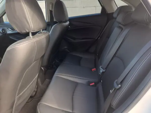 Mazda CX-3 2019 - 16500 EUR, 99000 km - AUTO.MOTO.pt - 99000km - foto 10 de 13