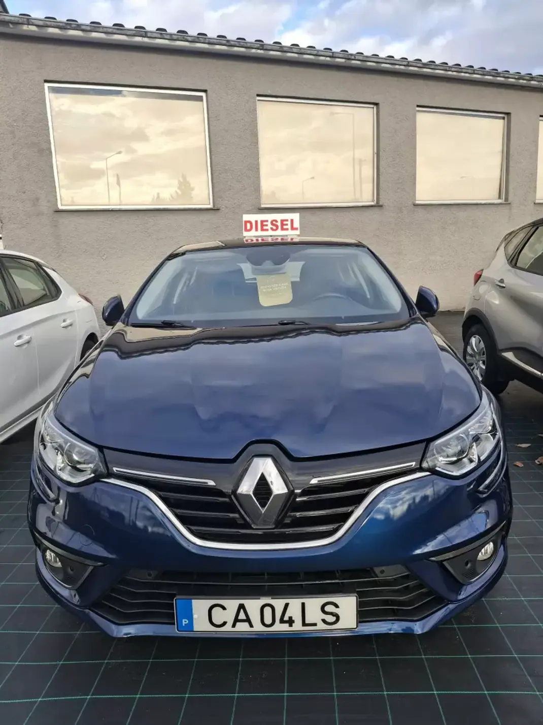 Renault Mégane 2019 - 16500 EUR, 179121 km - AUTO.MOTO.pt - 179121km - foto 1 de 22
