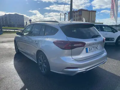 Ford Focus SW 2020 - 20950 EUR, 71296 km - AUTO.MOTO.pt - 71296km - foto 7 de 24