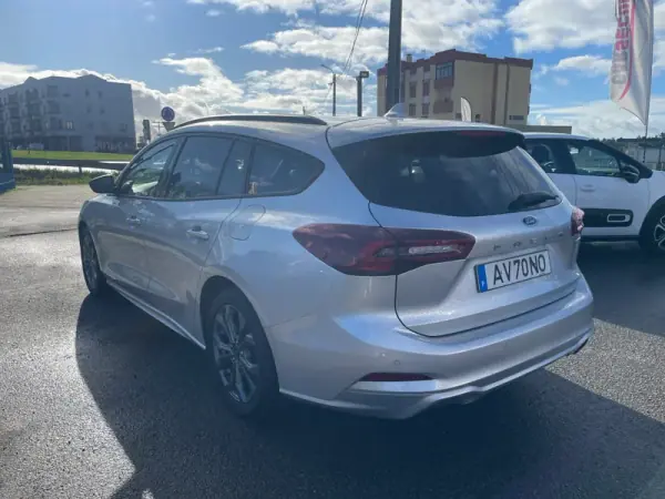 Ford Focus SW 2020 - 20950 EUR, 71296 km - AUTO.MOTO.pt - 71296km - foto 7 de 24