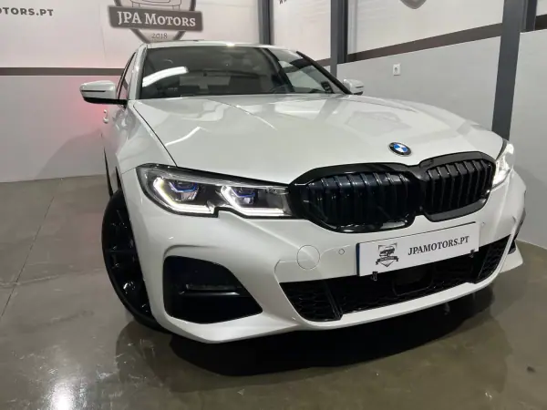BMW 330 2020 - 36900 EUR, 64000 km - AUTO.MOTO.pt - 64000km - foto 16 de 51