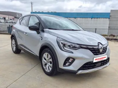 Renault Captur 2021 - 14500 EUR, 103290 km - AUTO.MOTO.pt - 103290km - foto 3 de 12
