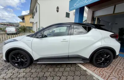 Toyota C-HR 2019 - 23950 EUR, 80000 km - 80000km - foto 6 de 31