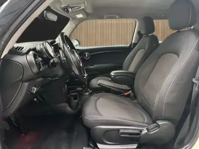 MINI Cooper 2014 - 11500 EUR, 190000 km - AUTO.MOTO.pt - 190000km - foto 10 de 16