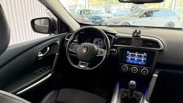 Renault Kadjar 2019 - 14990 EUR, 110028 km - AUTO.MOTO.pt - 110028km - foto 13 de 37