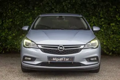 Opel Astra Sports Tourer 2017 - 11500 EUR, 164500 km - AUTO.MOTO.pt - 164500km - foto 2 de 14