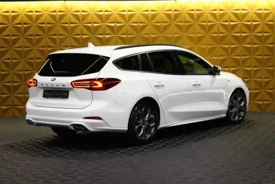 Ford Focus SW 2022 - 17200 EUR, 169645 km - AUTO.MOTO.pt - 169645km - foto 9 de 31