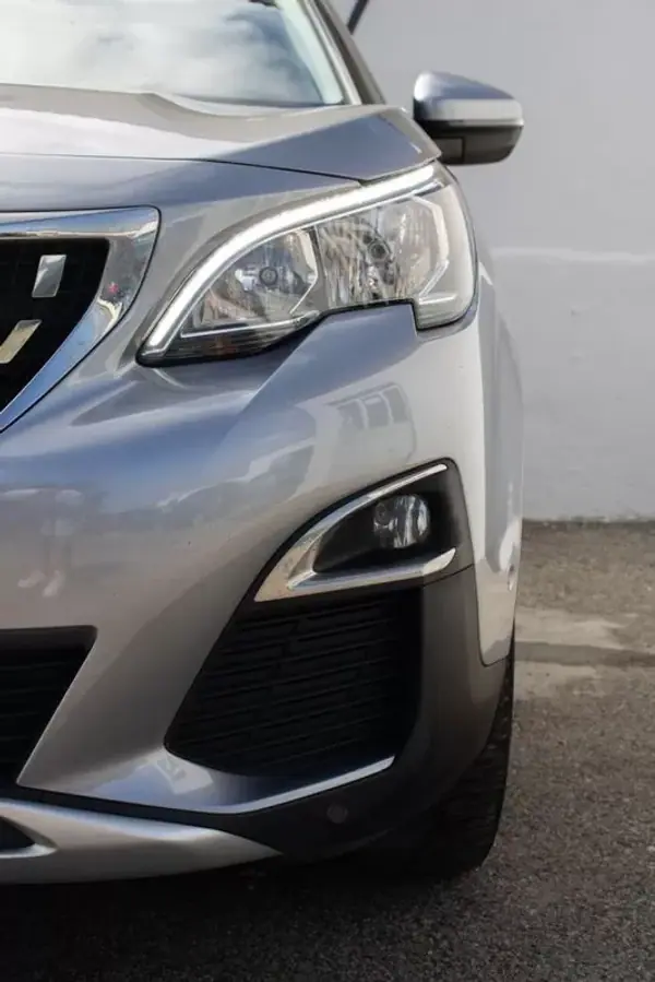 Peugeot 3008 2018 - 17990 EUR, 166000 km - AUTO.MOTO.pt - 166000km - foto 8 de 49