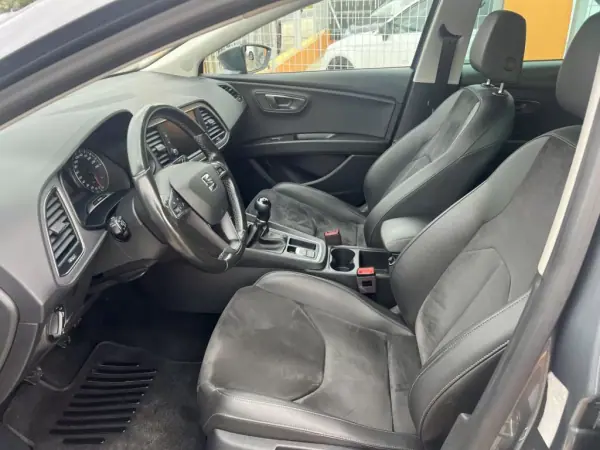 SEAT Leon 2017 - 13450 EUR, 149577 km - AUTO.MOTO.pt - 149577km - foto 16 de 26
