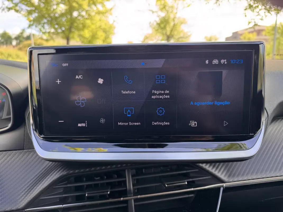 Peugeot 2008 2025 - 24900 EUR, 22017 km - AUTO.MOTO.pt - 22017km - foto 18 de 25