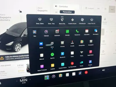 Tesla Model Y 2023 - 34600 EUR, 64322 km - 64322km - foto 11 de 26