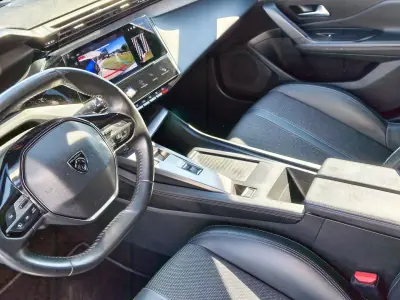 Peugeot 308 2022 - 19500 EUR, 130000 km - AUTO.MOTO.pt - 130000km - foto 35 de 37