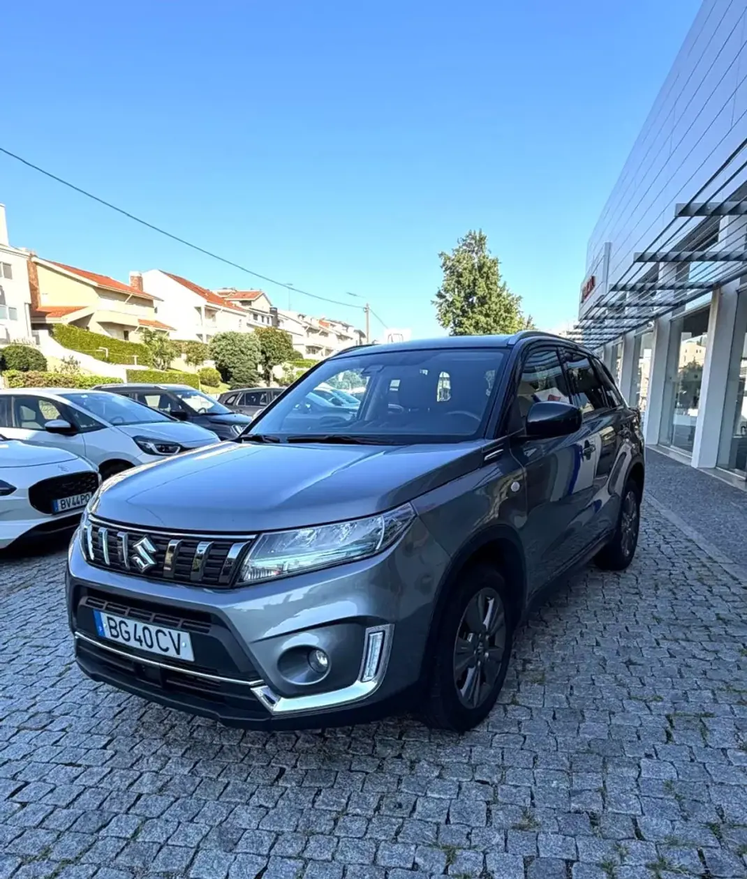 Suzuki Vitara 2023 - 22900 EUR, 30000 km - 30000km - foto 7 de 17