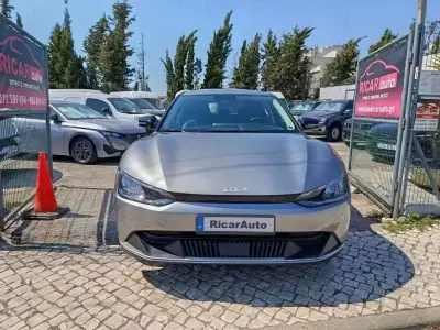 Kia EV6 2023 - 31000 EUR, 57366 km - AUTO.MOTO.pt - 57366km - foto 20 de 39
