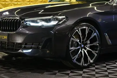 BMW 520 2023 - 29900 EUR, 165000 km - AUTO.MOTO.pt - 165000km - foto 2 de 33